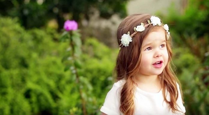 She Sings Her Favorite Easter Song – Her Angelic Voice Is Putting Tears In Everyone’s Eyes