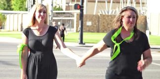 2 Moms Go Out To Help The Homeless. What They See Instead Has Them In Tears…