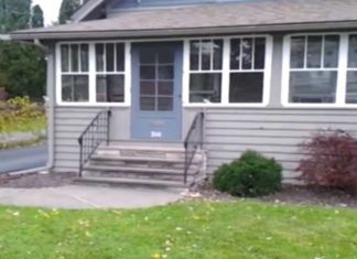 Every Day, The Mailman Tries Delivering Mail To This House. Now Keep Your Eye On The Front Door.