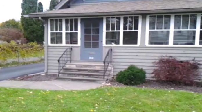 Every Day, The Mailman Tries Delivering Mail To This House. Now Keep Your Eye On The Front Door.